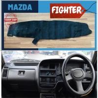 ราคา พรมปูคอนโซลหน้ารถ สีดำ มาสด้า ไฟเตอร์ MAZDA Fighter ปี 1997-1999 พรมคอนโซล พรม (22706962165)