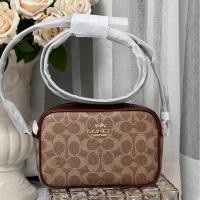 ราคา Coach แท้100% จากอเมริกา (กรุณาทักแชทก่อนสั่งซื้อ) ปล. ราคาปรับขึ้น-ลง ตามShop Coach อเมริกา (18980701134)