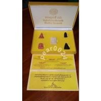 ราคา แบ่งบูชาชุดเบญจภาคี ภ.ป.ร. เฉลิมพระเกียรติ ฉลองสิริราชสมบัติครบ 60 ปีรัชกาลที่9 ทุกชุดมีหมายเลขกำกับ (7493066406)