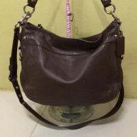 ราคา ของแท้ 100% กระเป๋า Coachครอสบอดี้มือสอง (6832029769)