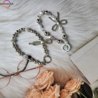 ราคา สายคล้องโทรศัพท์ลูกปัดแขวนเงินโบว์ลูกปัดมือถือโซ่กระเป๋าเป้สะพายหลังจี้เชือกเส้นเล็กสําหรับหูฟังบลูทูธการ์ดปกพวงกุญแจ รหัส ป้ายผู้ถือ ช (28305229448)