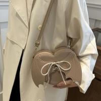 ราคา Fashion กระเป๋าสะพายข้าง ทำจากหนัง PU รูปทรงหัวใจติดปีกค้างคาวเหมาะกับวันฮาโลวีน มีให้เลือก 5สี B-941 (28378860205)