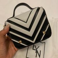 ราคา LYN แบรนด์แท้จากช๊อป (2875607258)