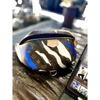 ราคา Louis Vuitton Bumbag X LoL limited เลิกผลิต (16889660289)