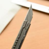 ราคา ❦❍23D026 คัตเตอร์ มีดคัตเตอร์ (Cutter knife) - Stainless Steel รุ่นประหยัด (13706261388)