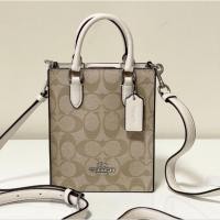 ราคา COACH DISNEY X COACH NORTH SOUTH MINI TOTE WITH MINNIE MOUSE CN023 CJ494 (24372970705)