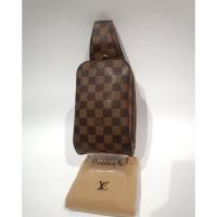 ราคา Used LV คาดอก แท้100% (4615464433)