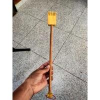 ราคา ไม้เกาหลัง ไม้มะม่วง ไม้เกาหลัง ไม้เกาหลังคม ไม้เกาหลังคมมาก เกามันสะใจ ด้ามยาว น้ำหนักเบา (12710383387)