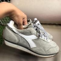 ราคา รองเท้าผ้าใบDiadora(37)มือ2 (22853129544)