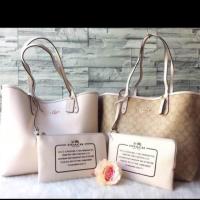 ราคา Coach tote กลับด้าน พร้อมส่ง (1501002091)