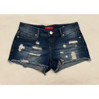 ราคา GUESS_กางเกงยีนส์ขาสั้น เอวต่ำ_ผ้ายีนส์ฟอก_(เอว 31") (24216863158)