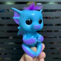 ราคา WowWee Fingerlings - Interactive Baby Dragon มังกรเกาะนิ้ว ของเล่นหุ่นยนต์ ลิงเกาะนิ้ว **มือสอง** (20311841562)