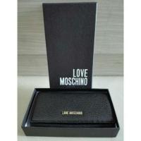 ราคา กระเป๋าสตางค์ Moschino สีดำ มือหนึ่ง (5136704844)