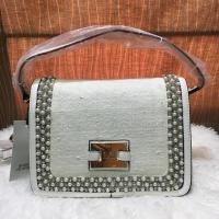 ราคา กระเป๋าถือแบรนด์นำเข้าแท้ River Island สีขาวมุก (5202737830)