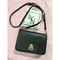 ราคา LYN EST.2001 crossbody (13944826268)