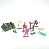 ราคา มือ2,ตุ๊กตุ่นทหารจิ๋ว พร้อมรถตะลุยทะเลทราย งานเก่าฮ่องกง ขนาดตามรูป สภาพดี ขายเหมา 8 ตัวพร้อมรถเครื่องบินพลาสติก (5093872563)