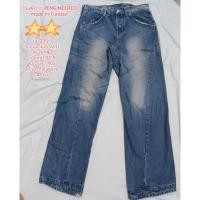 ราคา ยีนส์ลีวายส์ENGINEEREDแท้ เอว33 นิ้วมือสอง สภาพสมบูรณ์ โปรดเลื่อนดูภาพและรายละเอียดด้านบนและล่างให้ครบถ้วน ก่อนตัดสินใจ (56106256648)