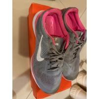 ราคา ส่งต่อรองเท้าผ้าใบ Nike ของแท้ size US 8.5 UK 6 (41774065734)