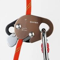 ราคา Outdoor Mountaineering Rock Climbing Rope Grab Protective Equipment Downhill Slow Down Descender Travel Rescue Tool (49052926557)