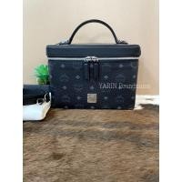 ราคา New MCM Medium Rockstar Vanity Case in Visetos Original Black (9938339190)