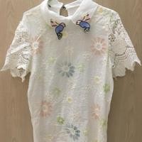 ราคา เสื้อขาวปักลายดอกแต่งแขนลูกไม้ (1263397924)