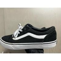 ราคา Van Old Skool มือ2แท้Size40.5/26cm.อ่านรายละเอียดกดทักหรือสั่งซื้อ (28057193174)