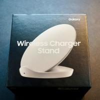 ราคา Samsung Galaxy Wireless Charger Stand แบบ Fast Charge งานกล่อง ของใหม่ ในซีล (53903812486)