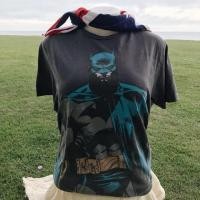 ราคา 88 วินเทจ SIZE : M FCUK ® เนื้อผ้าบาง นิ่ม batman สายเทาๆ (7207416033)