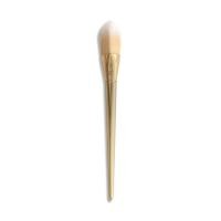 ราคา Real Techniques Bold Metal 1441 101 Triangle Foundation Brush (40805699436)