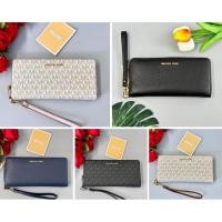 ราคา กระเป๋าสตางค์ ใบยาว MK Jet Set Travel Large Pebbled Leather Wristlet (40652514053)