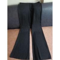 ราคา กางเกงเลกกิ้งสีดำ h & m size s ผ่าปลาย มือสอง สภาพดี ใช้น้อย (43172387351)