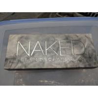 ราคา อายแชโดว์ในตำนาน Urban decay naked smoky ของแท้!!จากอเมริกา (1713573791)