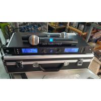 ราคา Proeurotech ET-888B ไมค์ลอย ถือ 2 อัน คลื่น UHF แบบ ปรับเปลี่ยนคลื่นได้ (5610590884)
