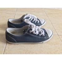 ราคา Converse Chuck Taylor Dainty Ox Womens Trainers in Navy (1963114018)