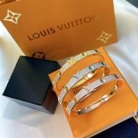 ราคา สร้อยข้อมือLouis Vuitton ดีไซน์เพชรเต็มรูปแบบ แวววาว (47557130589)