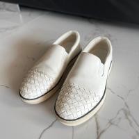 ราคา BOTTEGA VENETA WHITE INTRECCIATO SLIP ON SNEAKERS (23034931427)
