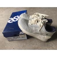 ราคา รองเท้า asics มือสอง (2704104579)