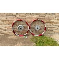 ราคา ชุดล้อสายฟ้า เวฟ110i 125iปลาวาฬล้อFOLCON AKRONT 1.40-17 สีแดง ยิงทราย ดุมเดิมพร้อมลูกปืนบูชล้อตั้งซี่พร้อมใส่ (25328832920)