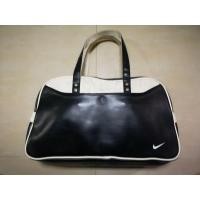 ราคา กระเป๋า nike สะพายข้าง สีดำ (19719554050)