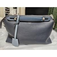 ราคา Fendi แท้100% มือสอง ของแม่ค้าใช้เอง ขายถูกสุดในระบบ สภาพดี ใช้งานน้อย ถุงผ้า การ์ดครบค่ะ (53450121368)