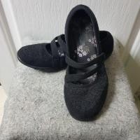 ราคา Skechers(สเก็ตเชอร์) รองเท้าลำลอง ของแท้ % มือสอง เบอร์ 37ส่งฟรีลงทะเบียน (1868927933)