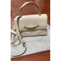ราคา Charles&Keith กระเป๋าสะพายข้าง สีครีม/เบจ (44507006389)