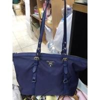 ราคา PRADAทรงช็อปปิ้งผ้าในลอน (9077430546)