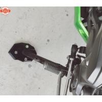 ราคา แผ่นรองขาตั้งเดี่ยว ตีนเป็ด Z650 Z800 Z900/RS Z1000/SX ZX6R ของแต่งมอเตอร์ไซค์ ตรงรุ่น ที่รองขาตั้ง อลูมิเนียม งานcnc (43916103499)