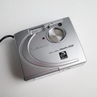 ราคา กล้องดิจิตอลคอมแพค Fujiflim FinePix 4500 (24815518524)