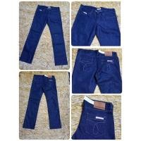 ราคา #11 กางเกงยีนส์มือสองแท้ Calvin Klein Jeans เอว:30 (12842431548)