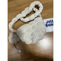 ราคา กระเป๋านุ่มนิ่มJelly Bunny แท้ สีครีม สภาพ85% (24612532205)