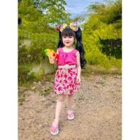 ราคา พร้อมส่งชุดเด็กคอกระเช้า+ผ้าถุงลายดอก น่ารักกกกกกก (26426535516)