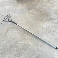 ราคา คราดเก็บเศษหญ้า คราด คราดเหล็ก คราดมือเสือ คราดพร้อมด้าม คราดโกยใบไม้ คราดโกยเศษหญ้า (13204089279)