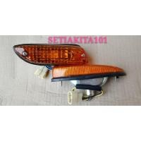 ราคา DATSUN 160J MUDGUARD SIDE LAMP/SIGNAL LIGHT/FENDER LAMP RH/LH(PRICE สําหรับ 1PC) (42515535108)